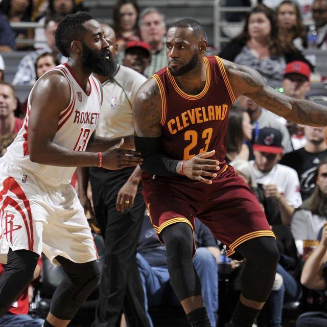 杜兰特正式宣布想离开火箭，遭申京质问，你加盟绿军永远不会夺冠