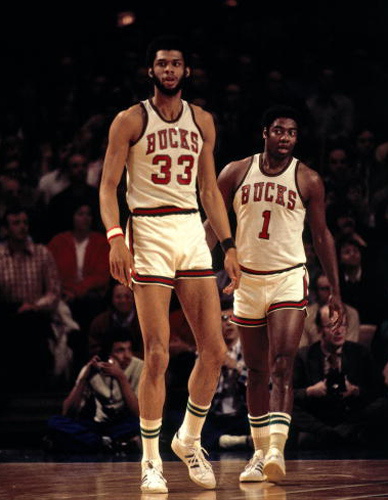 6胜21负到8胜2负！快船逆袭升至西部第11，挑战活塞能否再胜？