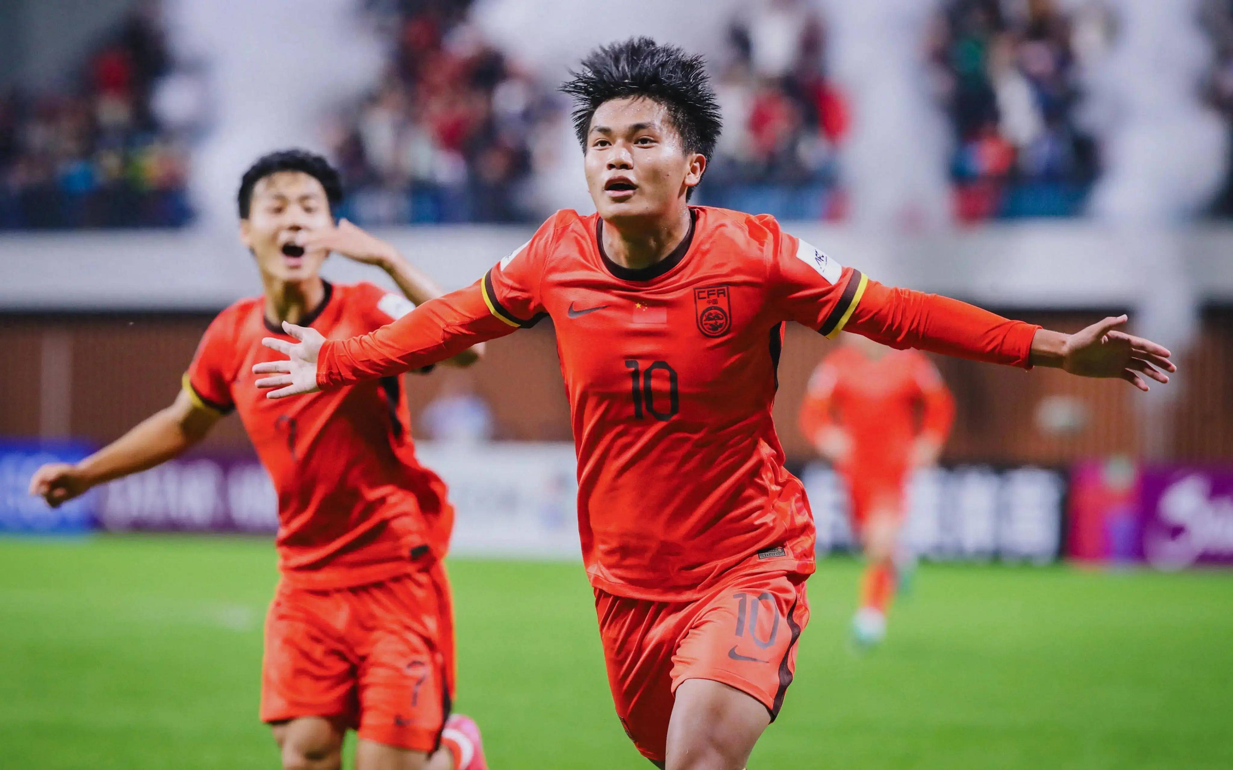 公牛大胜独行侠终结连败