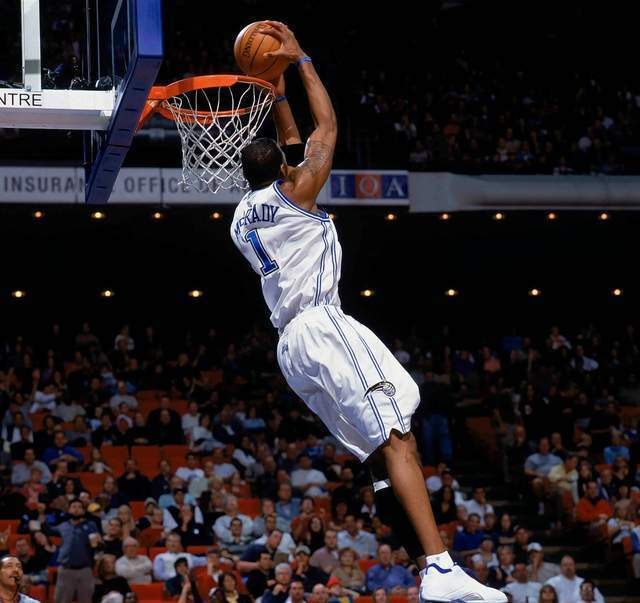 🤝 @eAndUAE 来源：曼城官方推特贝尔纳多不停歇！💪