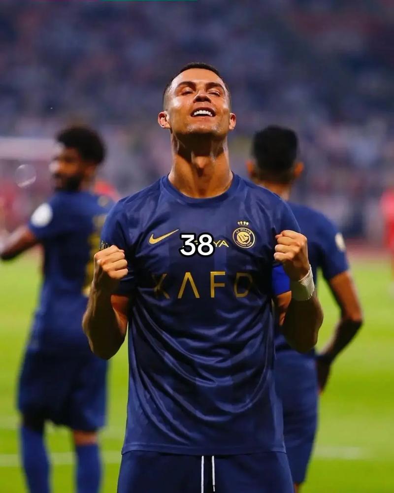 《球队的选秀战略：第一轮选高中生还是大学生的博弈》